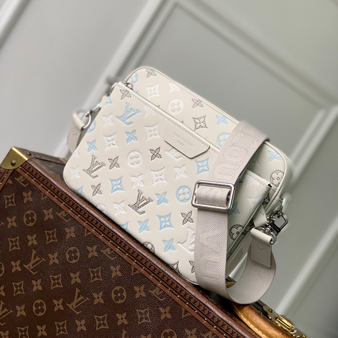 lv louis vuitton trio messenger bag #m28618